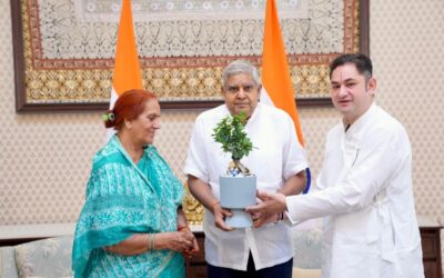 Meeting with the Vice President: Revered Maharaj Shri Pundrik Goswami Ji Celebrated His Birthday by Presenting a Plant on Tree Day